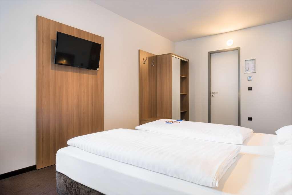 Novum Hotel Bruy Щутгарт Стая снимка